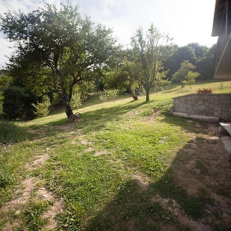 Kesta Za Gosti Cervena Yabelka Hotel Vranyantsi Esterno foto