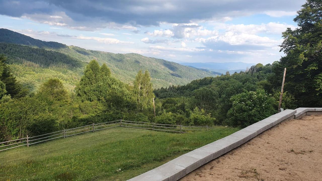 Kesta Za Gosti Cervena Yabelka Hotel Vranyantsi Esterno foto