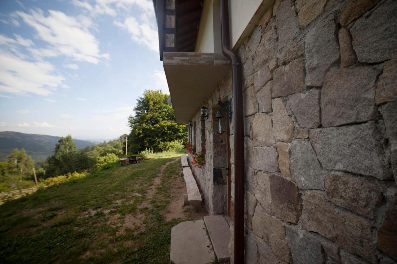 Kesta Za Gosti Cervena Yabelka Hotel Vranyantsi Esterno foto